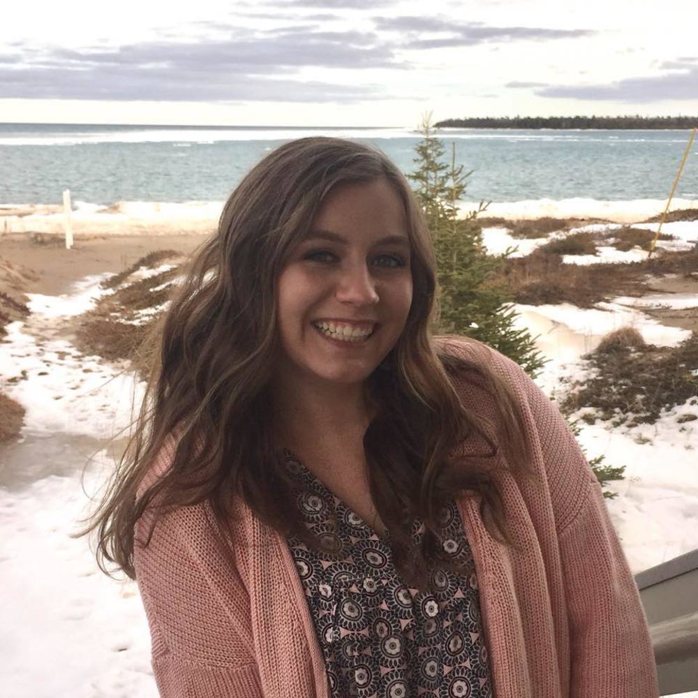 Meet your Posher, Victoria